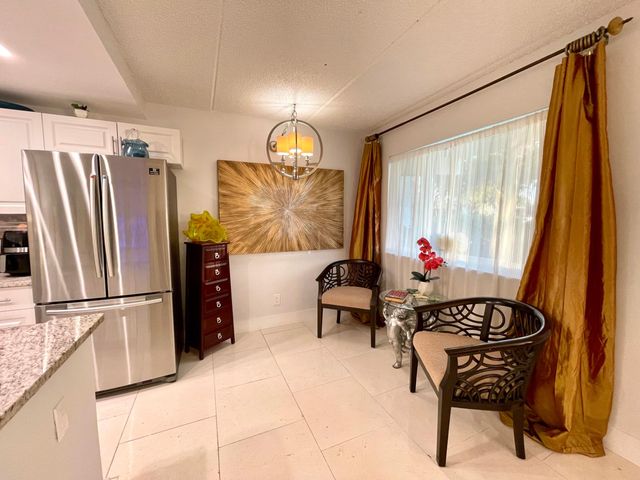 3200 Springdale Boulevard 107, Palm Springs, FL 33461