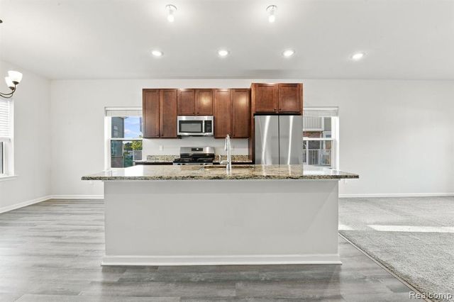 762 Huntley Lane, Troy, MI 48085