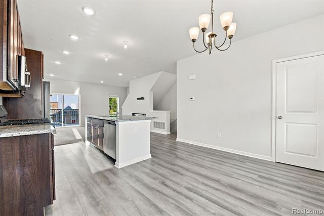 762 Huntley Lane, Troy, MI 48085