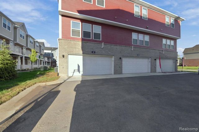762 Huntley Lane, Troy, MI 48085