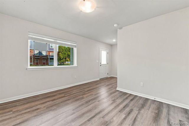 762 Huntley Lane, Troy, MI 48085