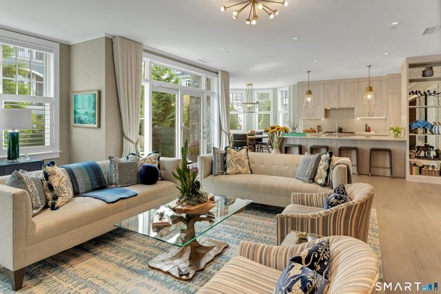 160 Park Street 102, New Canaan, CT 06840