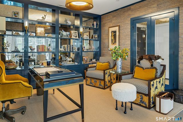 160 Park Street 102, New Canaan, CT 06840