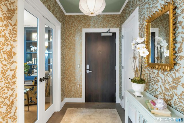 160 Park Street 102, New Canaan, CT 06840