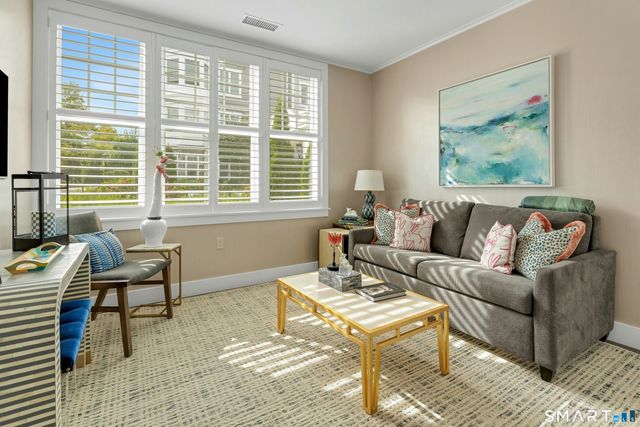 160 Park Street 102, New Canaan, CT 06840