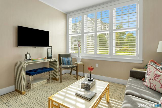 160 Park Street 102, New Canaan, CT 06840