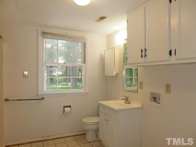 2455 Sedgefield Drive, Chapel Hill, NC 27514