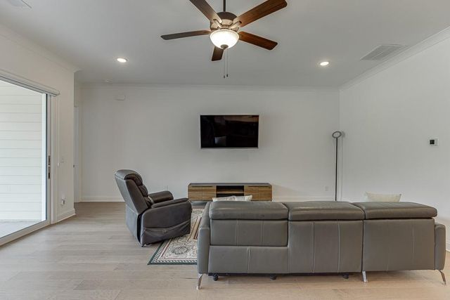 6996 River Rock Drive, Flowery Branch, GA 30542