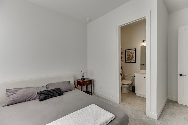 6996 River Rock Drive, Flowery Branch, GA 30542