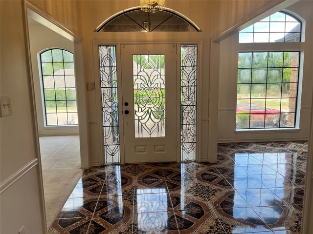705 Bent Creek Drive, Desoto, TX 75115