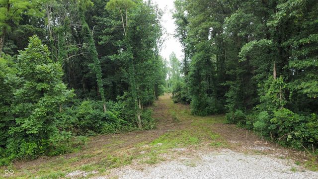 3247 E 850 S Jonesville Road, Columbus, IN 47201