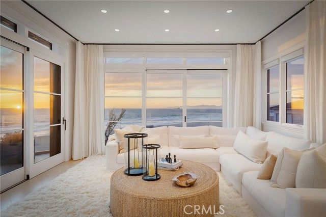 1920 The Strand, Manhattan Beach, CA 90266