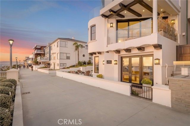 1920 The Strand, Manhattan Beach, CA 90266
