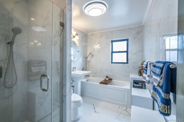 2530 Fenton Avenue, Bronx, NY 10469
