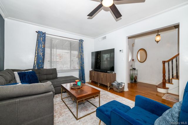 2530 Fenton Avenue, Bronx, NY 10469