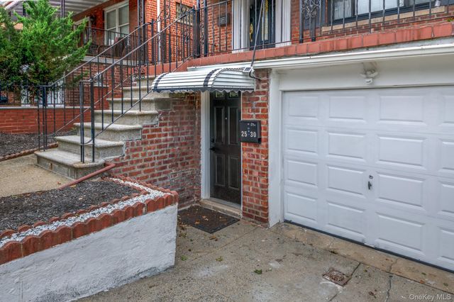 2530 Fenton Avenue, Bronx, NY 10469