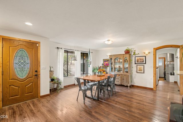 555 Grouse Creek Road, Grants Pass, OR 97526
