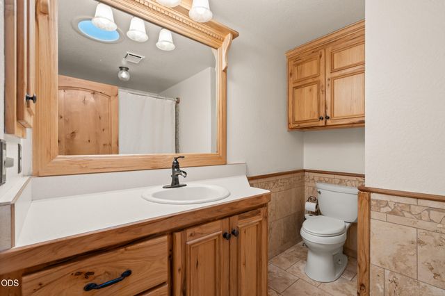 555 Grouse Creek Road, Grants Pass, OR 97526