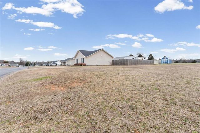 8 Stonegate Drive, Cedartown, GA 30125