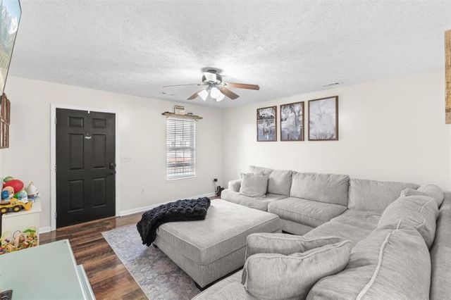 8 Stonegate Drive, Cedartown, GA 30125