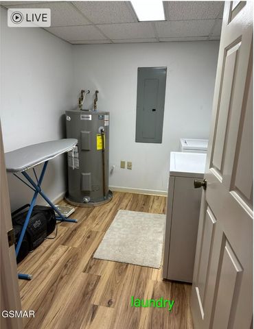 1704 Hidden Hills Road, Gatlinburg, TN 37738