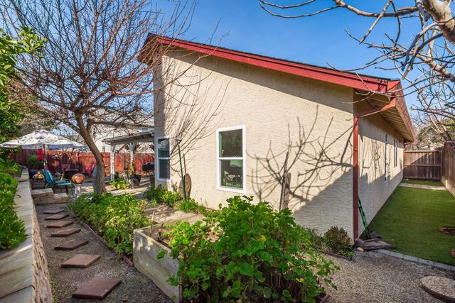 8322 Rambleton Way, Antelope, CA 95843