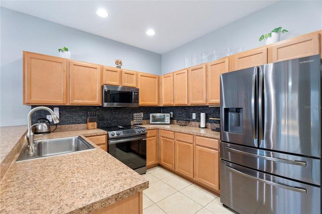 6727 HOLLY HEATH DRIVE, Riverview, FL 33578