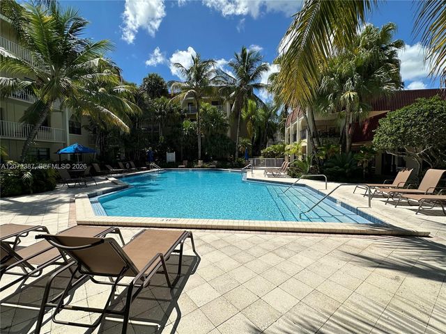 9301 SW 92nd Avenue C320, Miami, FL 33176
