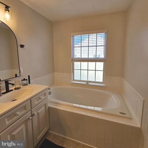 8502 HALLIE ROSE PL, Alexandria, VA 22309