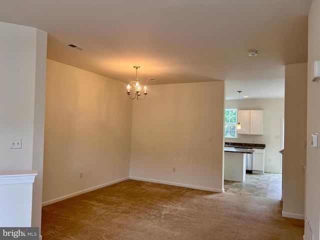 654 JACOBSEN CIR, Newark, DE 19702