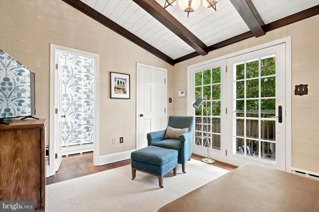 50 W HIGHLAND AVE, Philadelphia, PA 19118