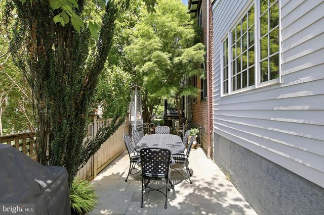 50 W HIGHLAND AVE, Philadelphia, PA 19118