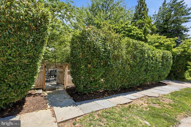 50 W HIGHLAND AVE, Philadelphia, PA 19118