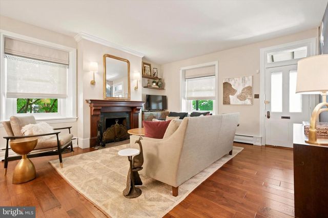 50 W HIGHLAND AVE, Philadelphia, PA 19118