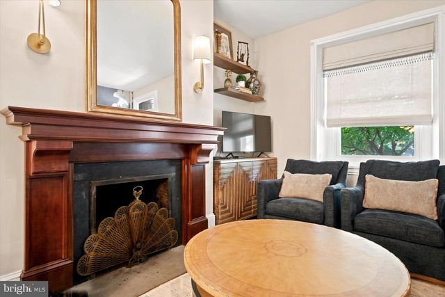 50 W HIGHLAND AVE, Philadelphia, PA 19118