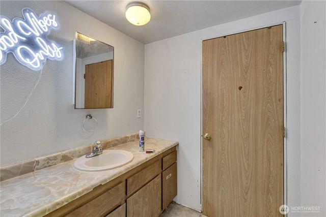 5015 S Thompson Avenue, Tacoma, WA 98408