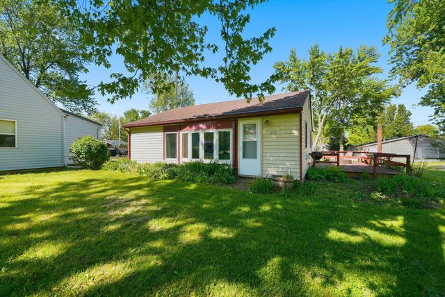 6669 N 6th Trail, North Webster, IN 46555