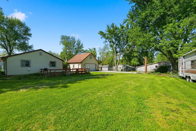 6669 N 6th Trail, North Webster, IN 46555