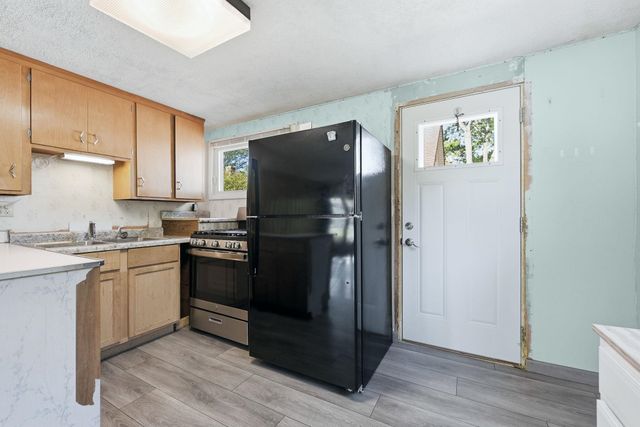 6669 N 6th Trail, North Webster, IN 46555