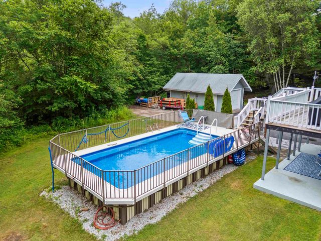19 North Road, North Hampton, NH 03862