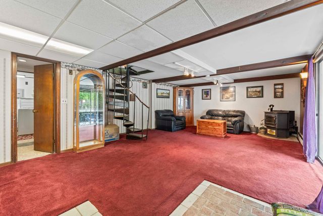 19 North Road, North Hampton, NH 03862