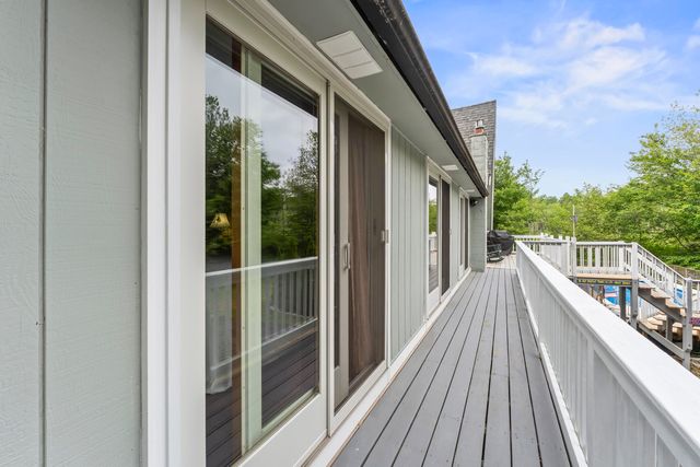 19 North Road, North Hampton, NH 03862