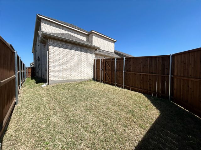 1448 Sun Garden Way, Justin, TX 76247