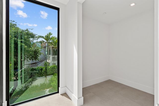 100 Gleason Street 204, Delray Beach, FL 33483
