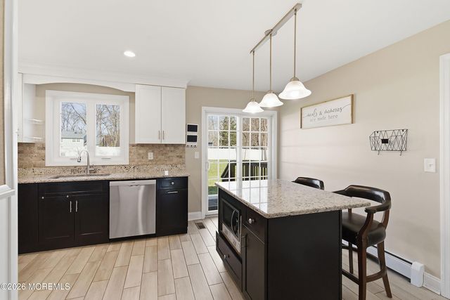 111 Heights Terrace, Middletown, NJ 07748