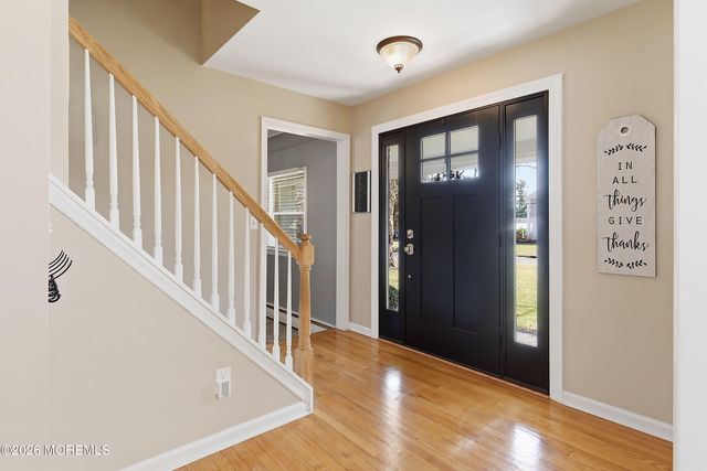 111 Heights Terrace, Middletown, NJ 07748