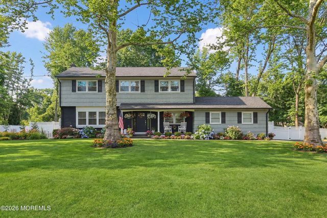 111 Heights Terrace, Middletown, NJ 07748