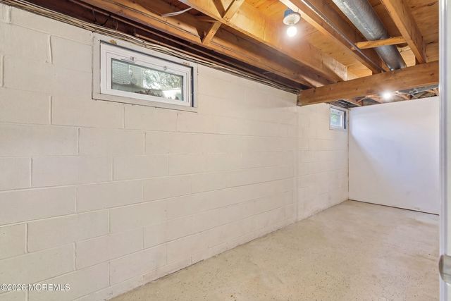 111 Heights Terrace, Middletown, NJ 07748