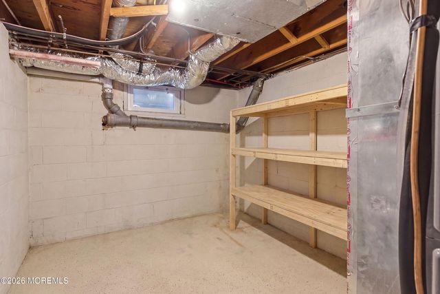 111 Heights Terrace, Middletown, NJ 07748