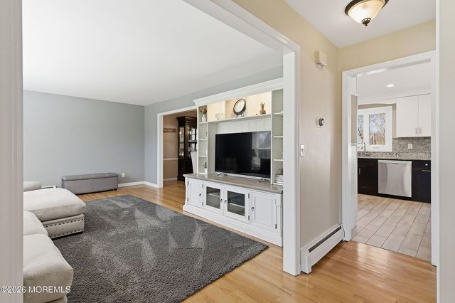 111 Heights Terrace, Middletown, NJ 07748